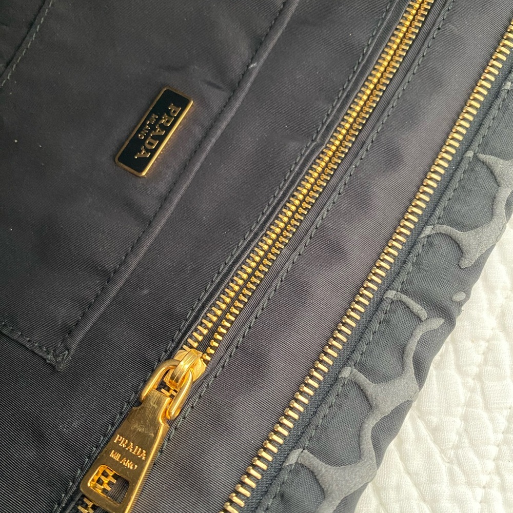 Authentic Parada Envelope Handbag - image 5